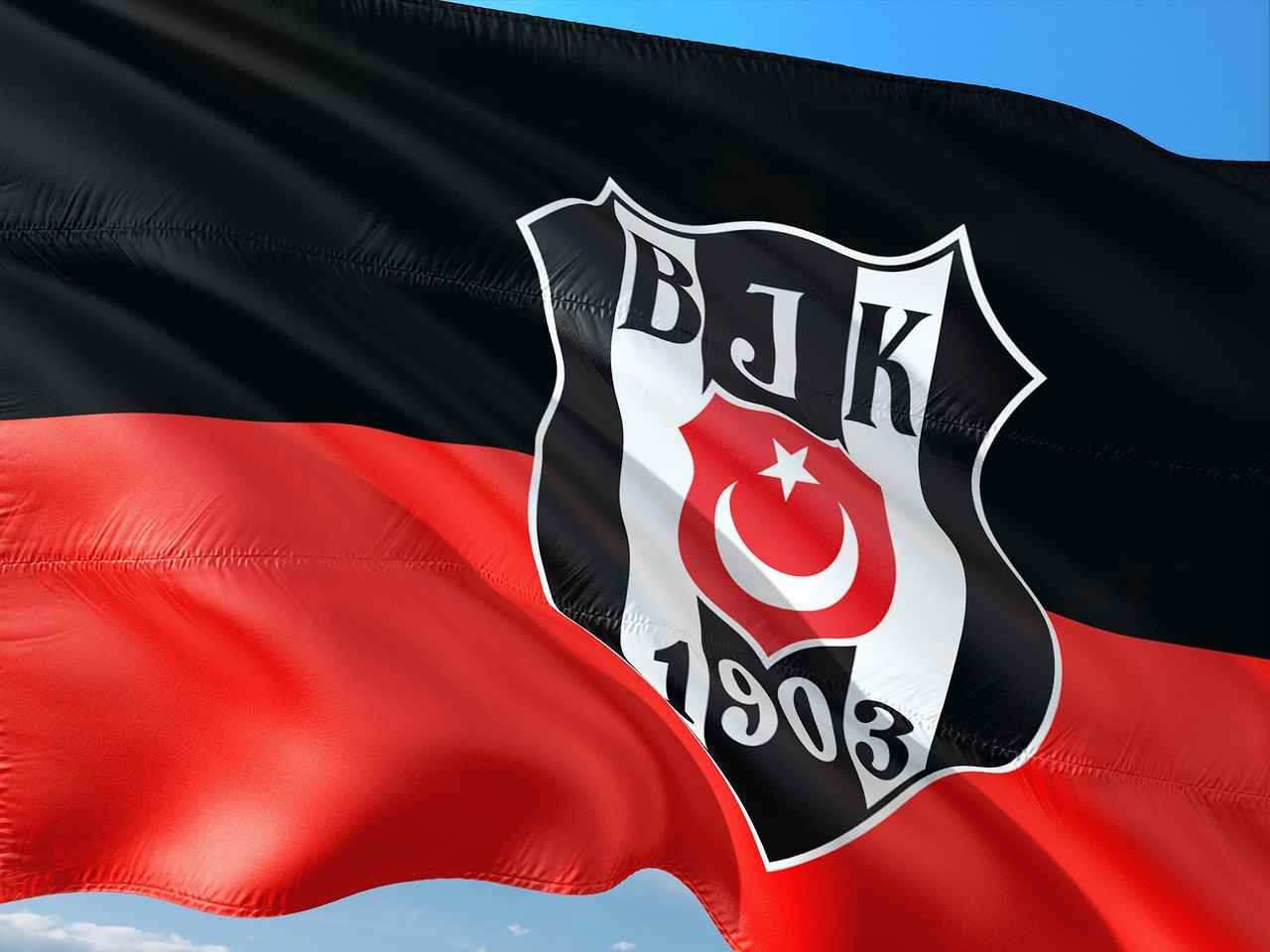 Beşiktaş Bornoz Modellerini Nereden Alabilirsiniz?