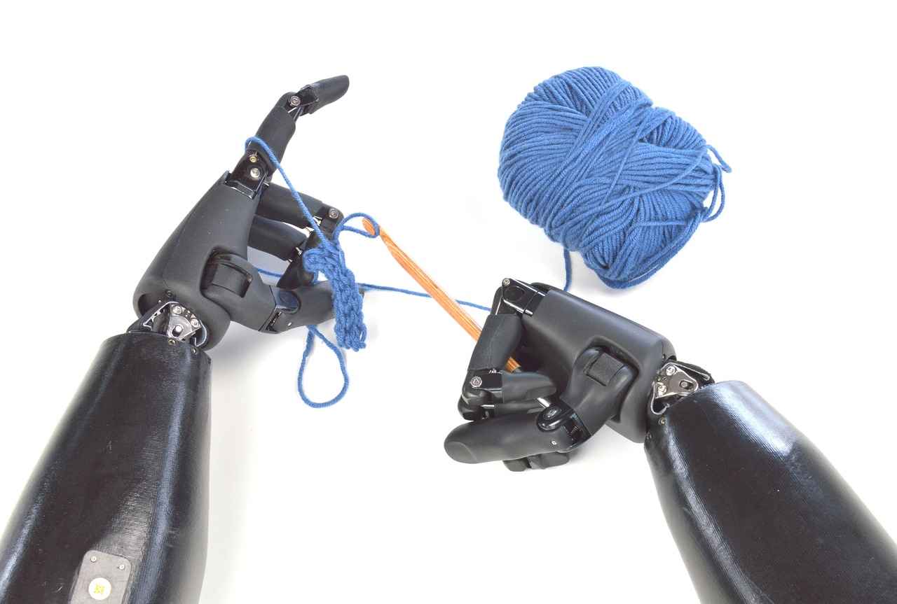 Kapşonlu Erkek Bornoz: Kış Aylarında Sıcak Bir Alternatif