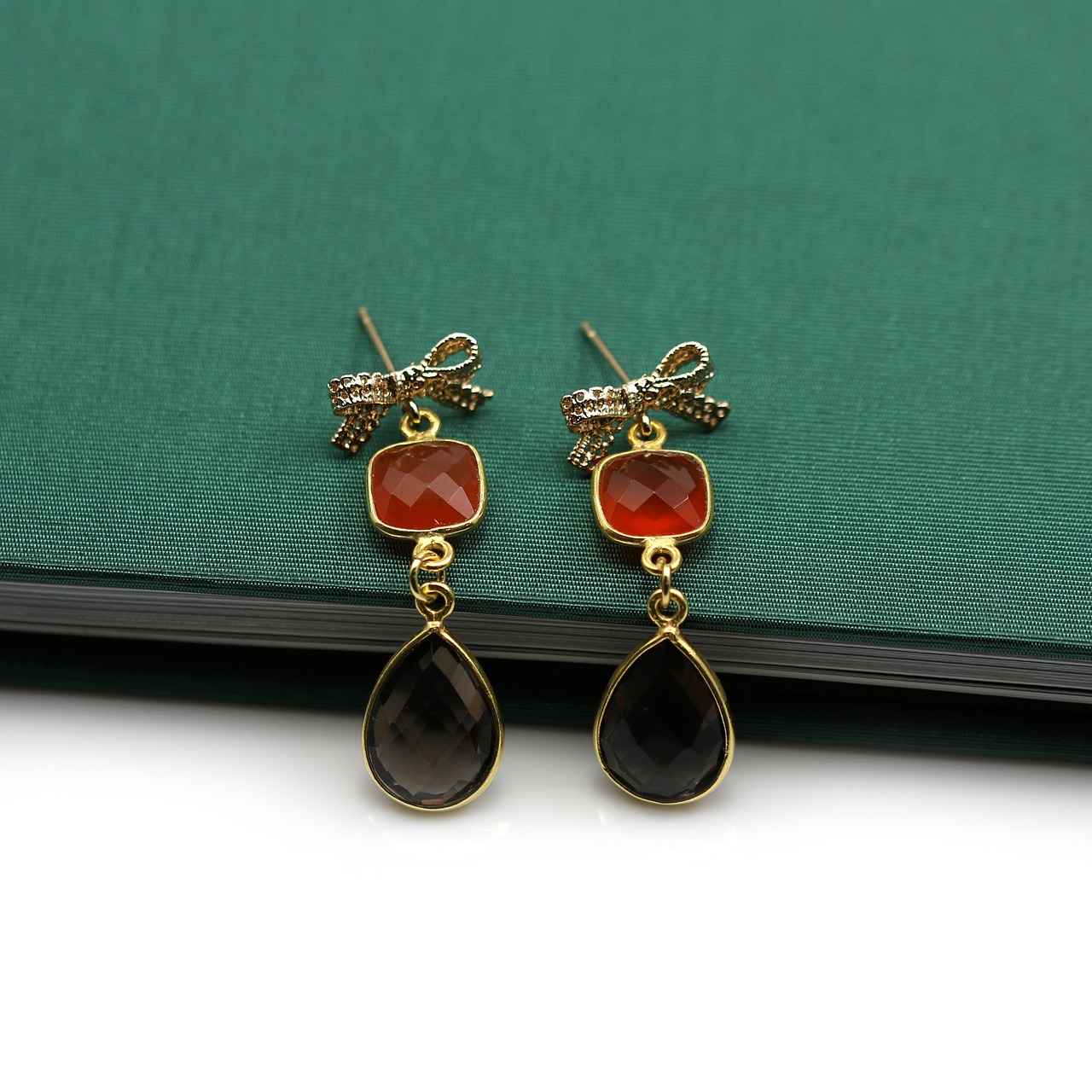 Pierre Cardin Bornoz Setinin Özellikleri